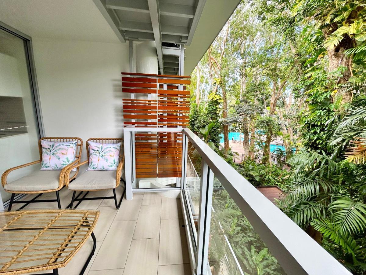 Palm Cove Beachside Apartments - Pool And Garden Views Экстерьер фото