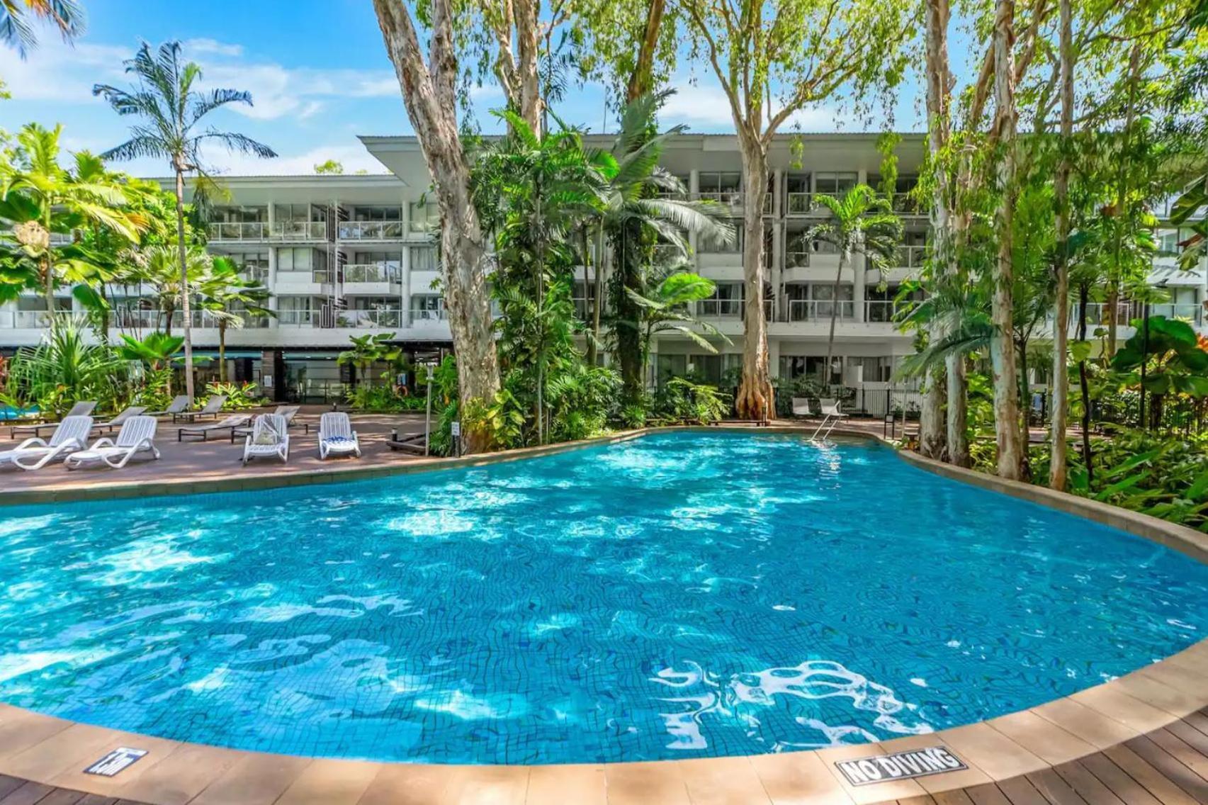Palm Cove Beachside Apartments - Pool And Garden Views Экстерьер фото