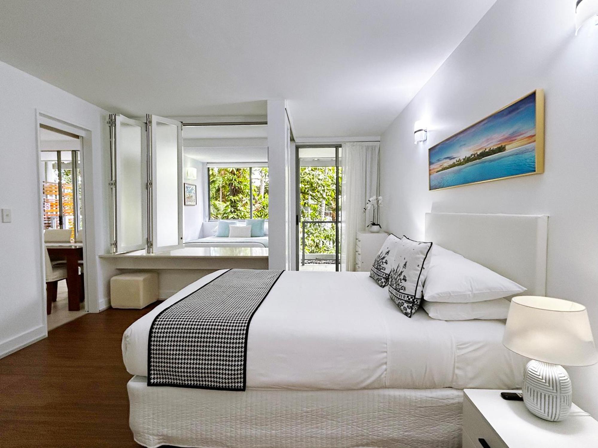 Palm Cove Beachside Apartments - Pool And Garden Views Экстерьер фото