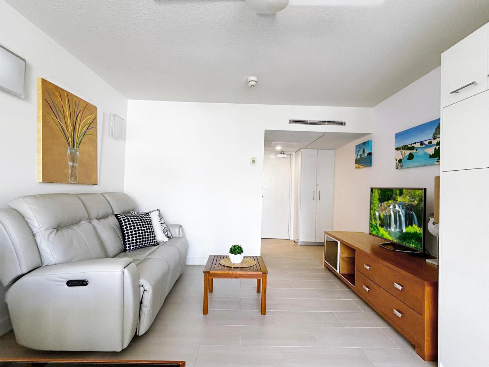 Palm Cove Beachside Apartments - Pool And Garden Views Экстерьер фото